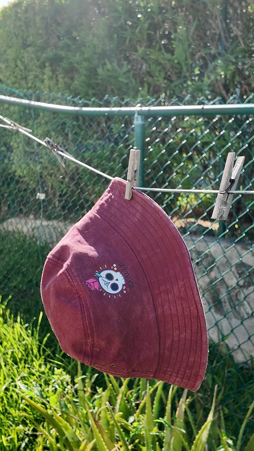 Burgundy bucket hat